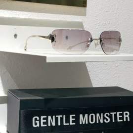 Picture of Gentle Monster Sunglasses _SKUfw65331292fw